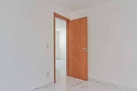 Quarto 1 de apartamento para alugar com 2 quartos, 43m² em Jardim Iris, São Paulo