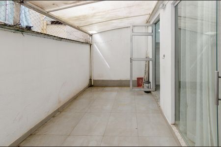 Apartamento à venda com 60m², 2 quartos e 1 vagaÁrea privativa