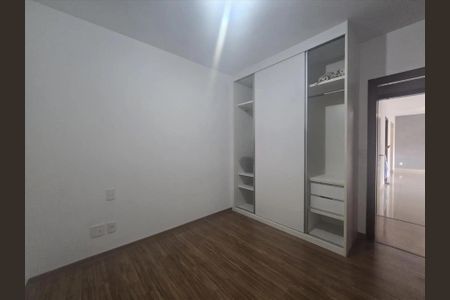 Apartamento para alugar com 168m², 4 quartos e 3 vagasQuarto