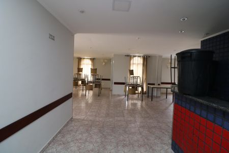 Apartamento para alugar com 68m², 2 quartos e 1 vagaÁrea comum - Salão de festas