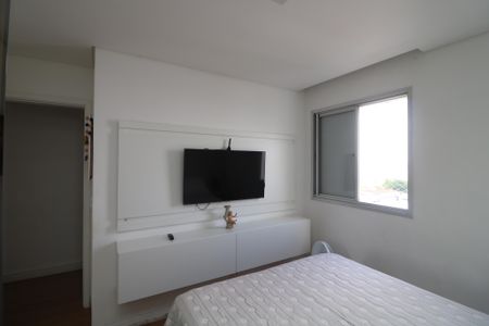Apartamento para alugar com 68m², 2 quartos e 1 vagaQuarto