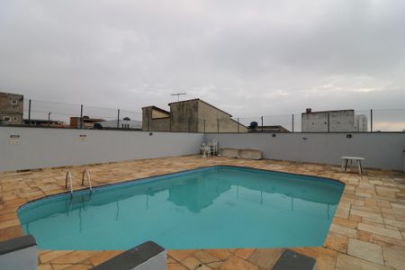 Apartamento para alugar com 68m², 2 quartos e 1 vagaÁrea comum - Piscina