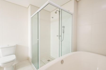 Apartamento para alugar com 292m², 4 quartos e 3 vagasBanheiro Suíte 1