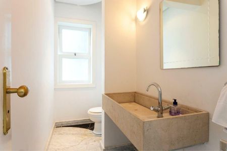 Casa de Condomínio à venda com 6 quartos, 953m² em Chácara Monte Alegre, São Paulo