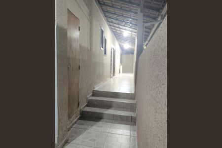 Casa para alugar com 100m², 2 quartos e sem vagaÁrea externa