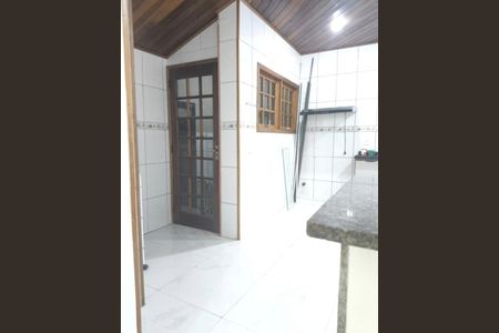 Cozinha de casa para alugar com 2 quartos, 100m² em Marechal Hermes, Rio de Janeiro