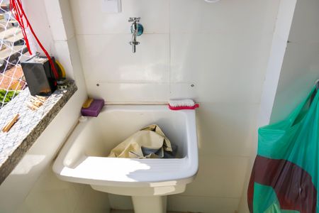 Apartamento para alugar com 75m², 2 quartos e 1 vagaÁrea de Serviço