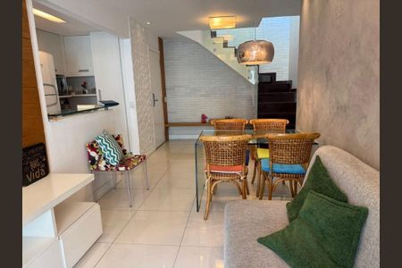 Apartamento à venda com 3 quartos, 114m² em Itaipu, Niterói