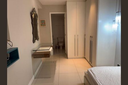 Apartamento à venda com 3 quartos, 114m² em Itaipu, Niterói
