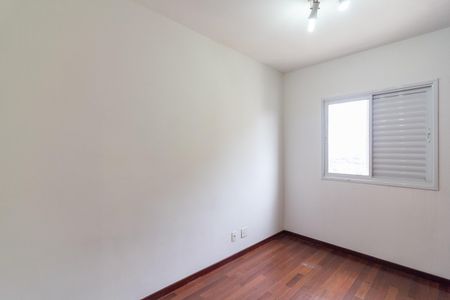 Apartamento para alugar com 74m², 3 quartos e 2 vagasQuarto 2
