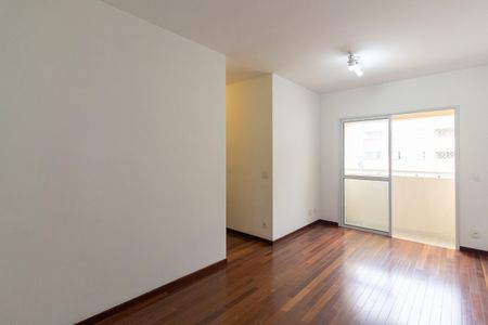 Apartamento para alugar com 74m², 3 quartos e 2 vagasSala