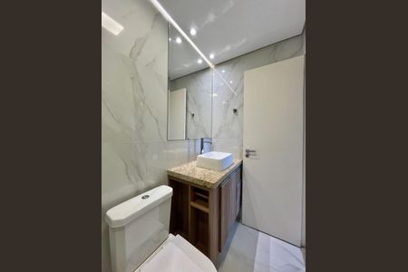 Apartamento à venda com 93m², 3 quartos e 2 vagasBanheiro