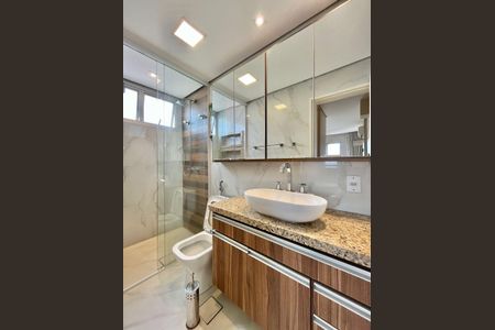 Apartamento à venda com 93m², 3 quartos e 2 vagasBanheiro da Suíte