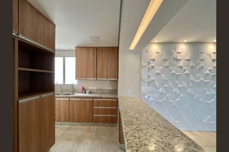 Apartamento à venda com 93m², 3 quartos e 2 vagasCozinha