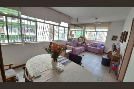 Apartamento à venda com 3 quartos, 125m² em Icaraí, Niterói