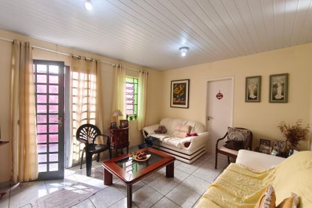 Sala de Estar de casa para alugar com 3 quartos, 200m² em Centro, Campinas