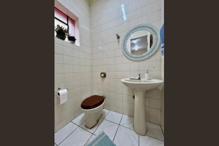 Casa para alugar com 200m², 3 quartos e 4 vagasLavabo