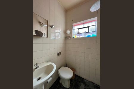 Casa para alugar com 200m², 3 quartos e 4 vagasBanheiro