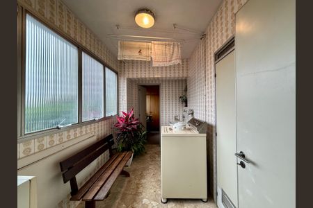 Apartamento à venda com 112m², 3 quartos e 1 vagaÁrea de Serviço