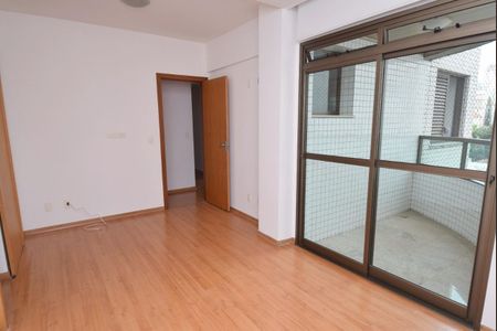 Apartamento à venda com 4 quartos, 120m² em Savassi, Belo Horizonte