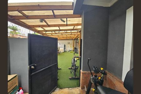 Casa à venda com 258m², 4 quartos e 2 vagas