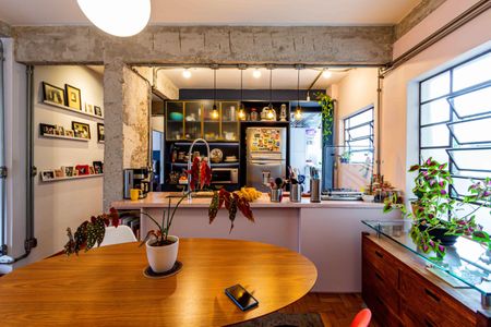 Apartamento à venda com 84m², 2 quartos e sem vaga Apartamento à venda com 84m², 2 quartos e sem vagaCozinha