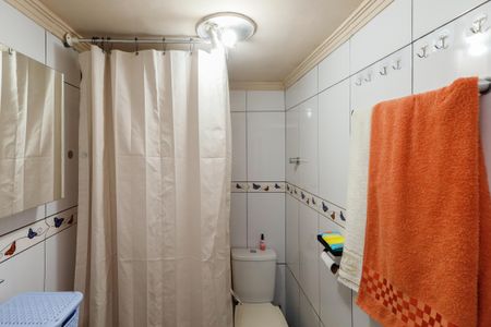 Casa para alugar com 100m², 4 quartos e 2 vagas Casa para alugar com 100m², 4 quartos e 2 vagasBanheiro 2