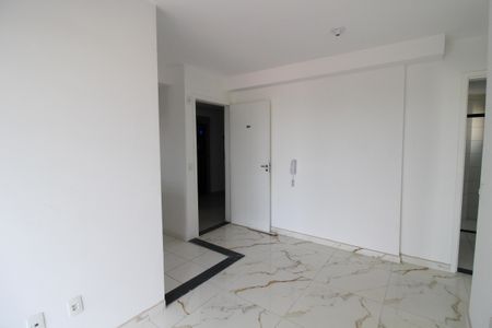 Sala de apartamento para alugar com 2 quartos, 44m² em Jardim Ester, São Paulo