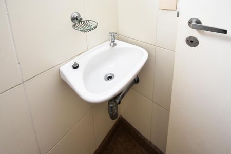 Apartamento à venda com 130m², 3 quartos e 1 vagabanheiro de serviço