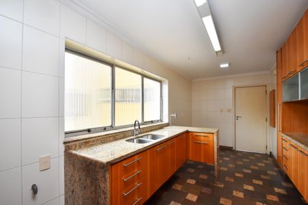 Apartamento à venda com 130m², 3 quartos e 1 vagacozinha