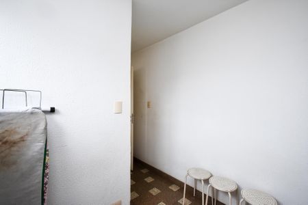 Apartamento à venda com 130m², 3 quartos e 1 vagaquarto de serviço