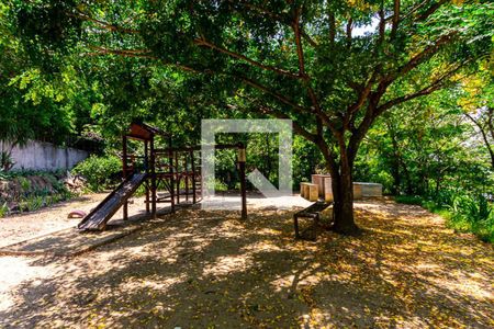 Apartamento para alugar com 94m², 3 quartos e sem vagaÁrea externa