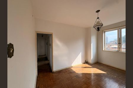 Apartamento para alugar com 94m², 3 quartos e sem vagaQuarto