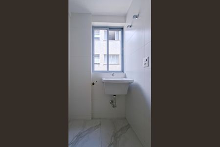 Área de Serviço de apartamento para alugar com 2 quartos, 65m² em Savassi, Belo Horizonte