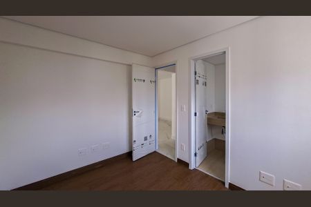 Quarto de apartamento para alugar com 2 quartos, 65m² em Savassi, Belo Horizonte