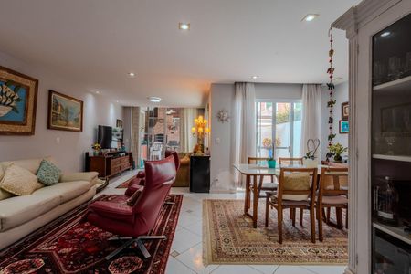 Casa à venda com 3 quartos, 156m² em Residencial Dois (Tambore), Santana de Parnaíba