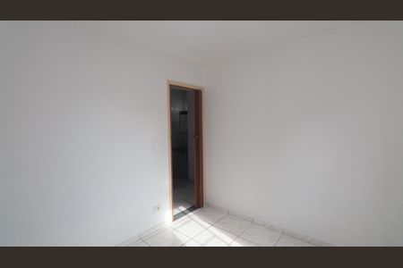 Quarto 1 de apartamento para alugar com 2 quartos, 50m² em Jardim Martins Silva, São Paulo