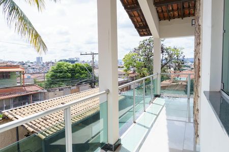 Sacada de casa à venda com 4 quartos, 384m² em Santa Cruz Industrial, Contagem