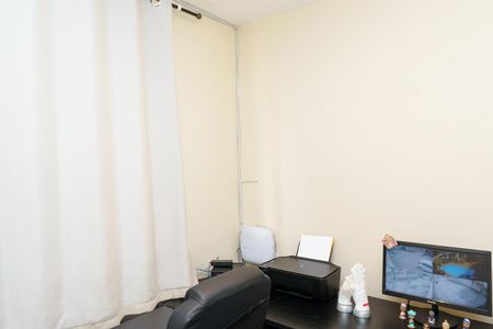Casa à venda com 384m², 4 quartos e 4 vagas Casa à venda com 384m², 4 quartos e 4 vagasEscritório