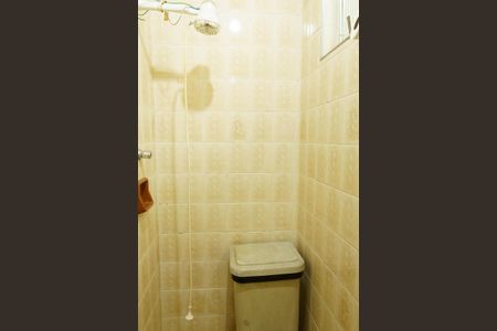 Casa à venda com 384m², 4 quartos e 4 vagas Casa à venda com 384m², 4 quartos e 4 vagasLavabo