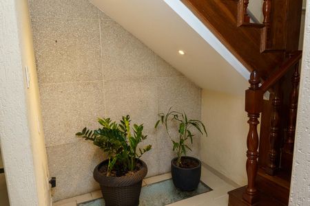 Casa à venda com 384m², 4 quartos e 4 vagas Casa à venda com 384m², 4 quartos e 4 vagasDetalhe Sala