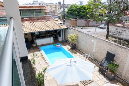 Vista da Sacada de casa à venda com 4 quartos, 384m² em Santa Cruz Industrial, Contagem
