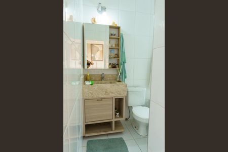 Casa à venda com 384m², 4 quartos e 4 vagas Casa à venda com 384m², 4 quartos e 4 vagasBanheiro da Suíte 2