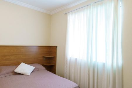 Casa à venda com 384m², 4 quartos e 4 vagas Casa à venda com 384m², 4 quartos e 4 vagasQuarto 3