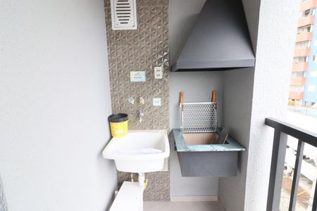 Apartamento para alugar com 47m², 2 quartos e 1 vagaVaranda