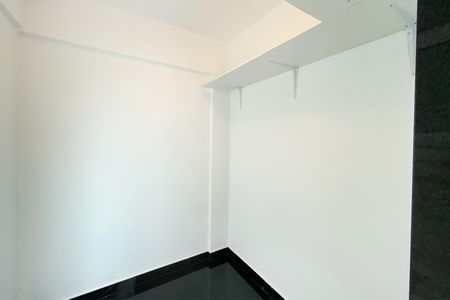 Apartamento para alugar com 189m², 4 quartos e 4 vagasQuarto de Serviço