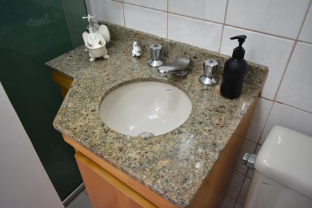 Apartamento à venda com 60m², 2 quartos e 1 vagaBanheiro Social