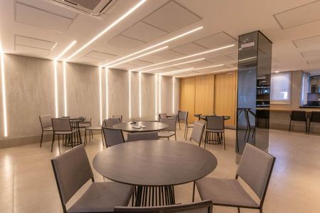 Apartamento à venda com 68m², 2 quartos e 2 vagas Apartamento à venda com 68m², 2 quartos e 2 vagasÁrea comum - Salão de festas