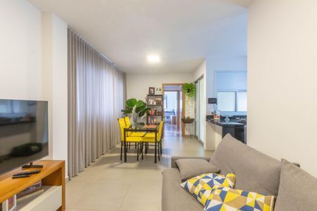 Sala de apartamento à venda com 2 quartos, 68m² em Boa Viagem, Belo Horizonte