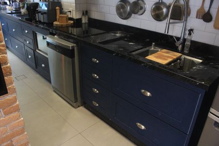 Apartamento à venda com 110m², 2 quartos e 2 vagasCozinha